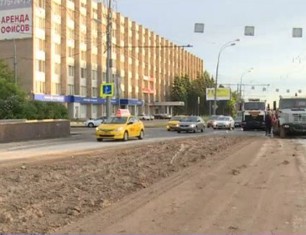 150 метров глины на дороге в Москве